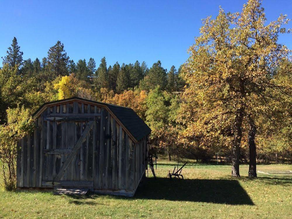 Lytle Creek Inn Bed And Breakf Devils Tower Eksteriør billede